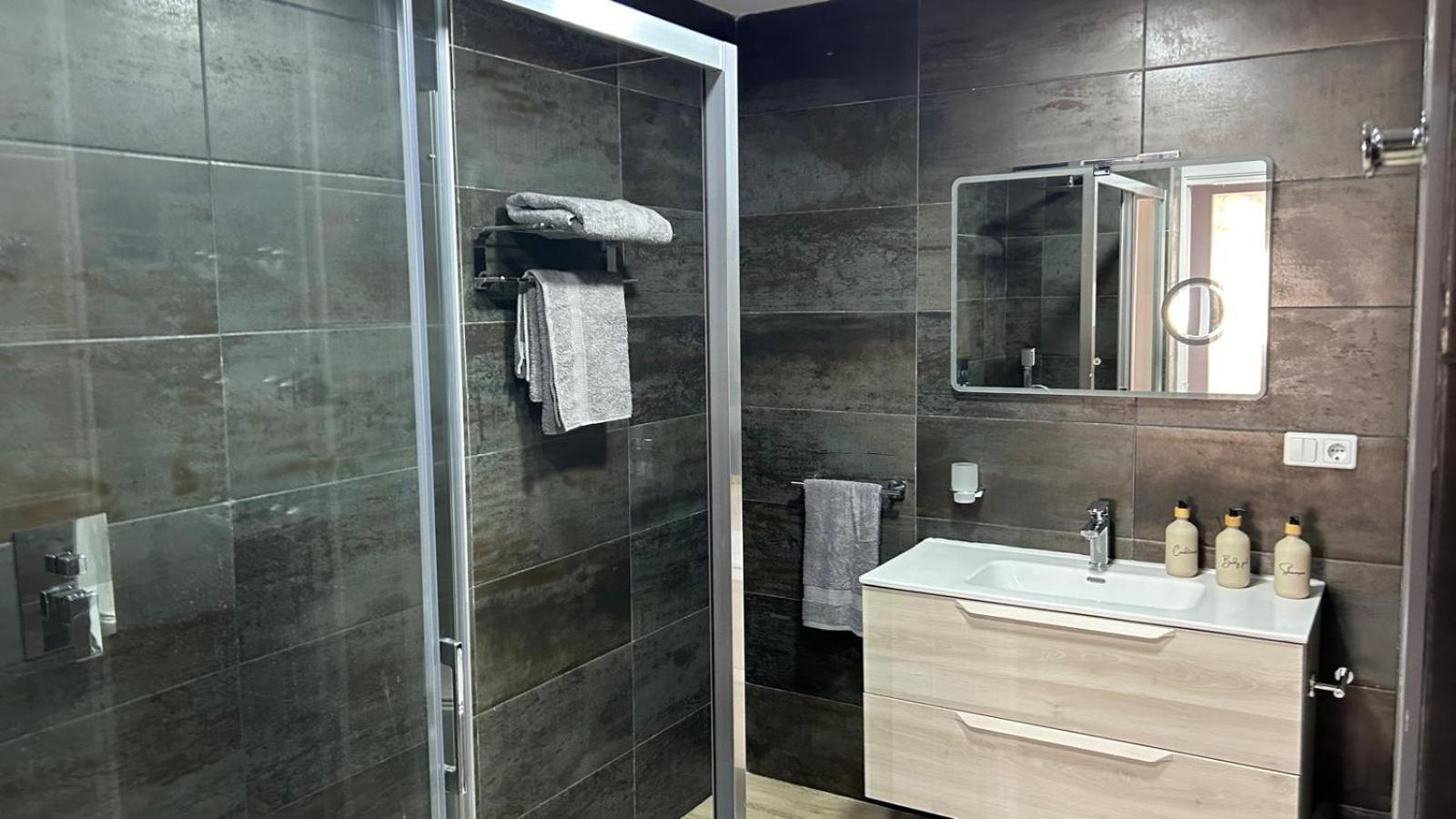 Appartement Moderno Y Amplio Con Vistas A La Bahia Algésiras